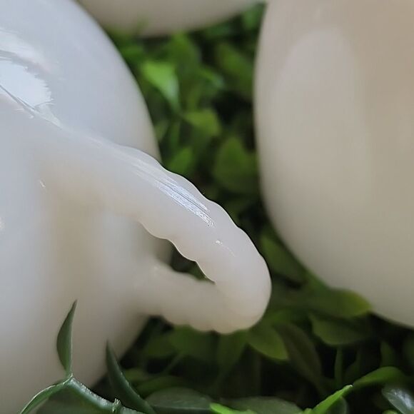 Set Of 3 Vintage MCM Federal Milk Glass Blossom Fall Cups - Picture 4 of 7